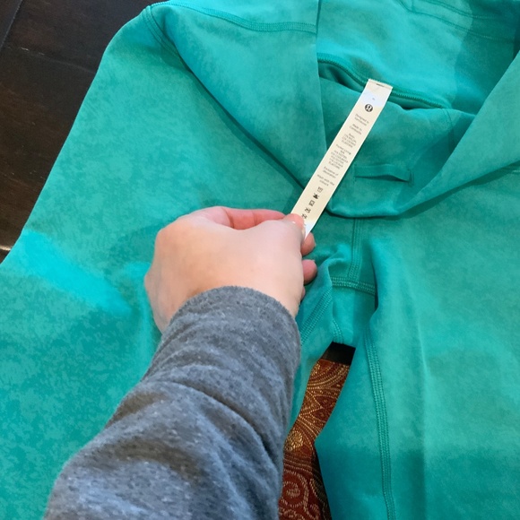 Lululemon Wunder Train HR Tight 25”  Blaze Maldives Green, size 6, NWT, msrp$118 - Picture 4 of 5